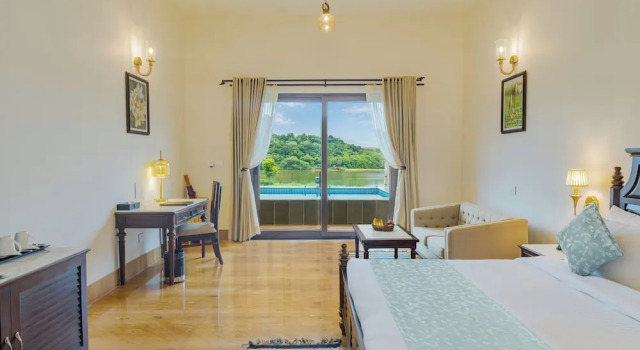 Люкс Luxury Sarasiruham Resort - Private Pool Villa in Udaipur
