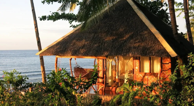 Вилла с балконом и рядом с пляжем Camiguin Volcan Beach Eco Retreat & Dive Resort