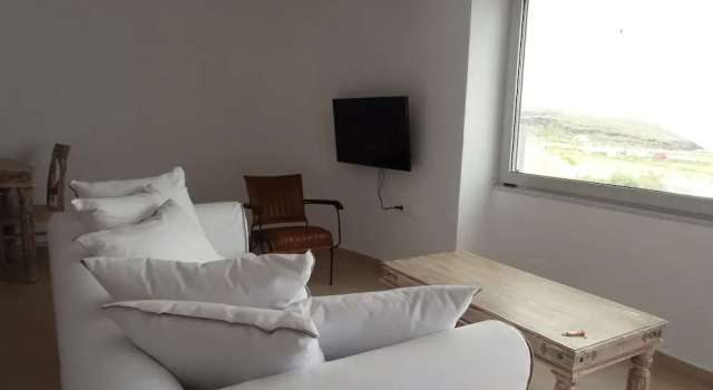 Amara House, Забронировать Отель Финикия Санторини, рядом с Пляж мыса Колумбо