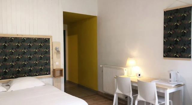 Naéco, Rezerwuj Hotel Hotele w Pointe du Raz ze śniadaniem, Śniadanie