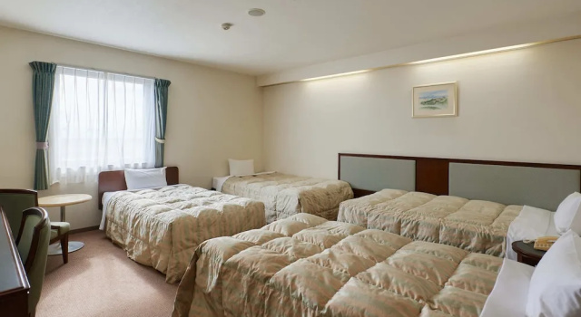 Четырёхместный номер Standard Gamagori Hotel