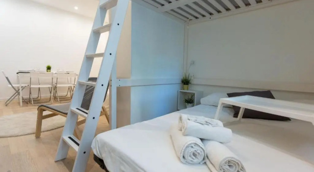 Apartment Bocconi 1, Забронировать Апартаменты/квартира Милан Ломбардия, рядом с Colonne di San Lorenzo