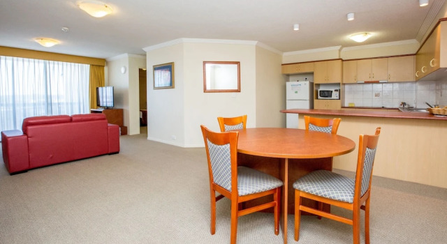 2 soveværelser i lejlighed med altan Springwood Tower Apartment Hotel