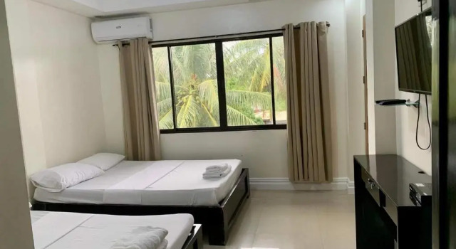 Четырёхместный номер Standard Adelaida Pensionne Hotel