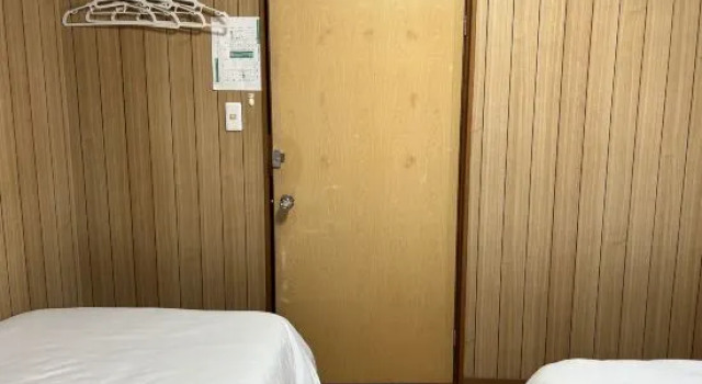 Трёхместный номер Standard KIX House Waraku III: 5BR Roomshare/Vacation Home Near Kansai Airport