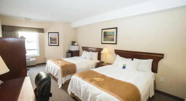 Номер Deluxe Lakeview Inns & Suites - Chetwynd