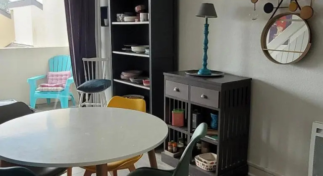Charmant appartement spacieux proche plage avec piscine, Забронировать Апартаменты/квартира Отели Finistère с парковкой, Парковка