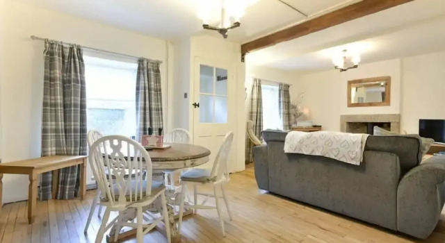 West End Cottage, Buchen Sie Ferienhaus Hotels in Schottland mit Parkplatz, Parkplätze