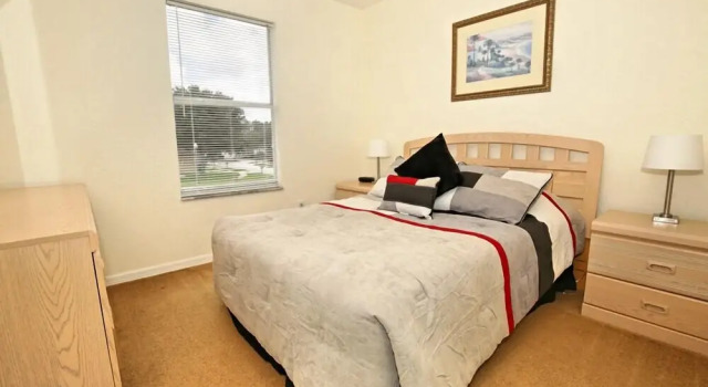 Oxford Drive Villa Highlands Reserve 1, Buchen Sie Villa Hotels in Four Corners mit Pool, Schwimmbad