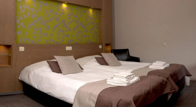 Hotel - La Grande Cure, Забронировать Отель Рандё 