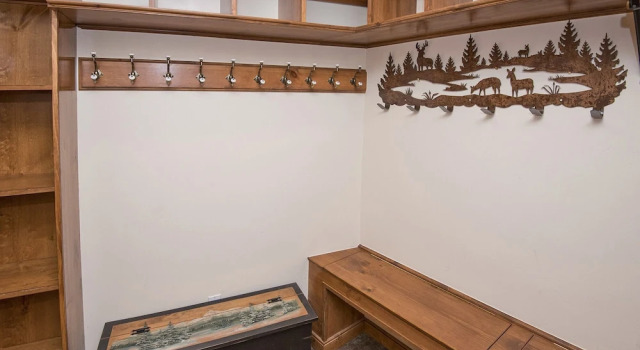 Luxury Penthouse at Bear Paw Lodge