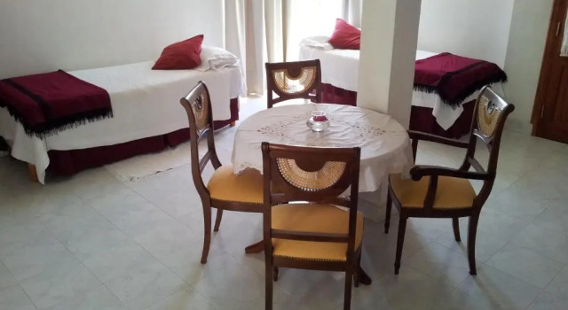 Трёхместный номер Superior Hotel Portal del Santo
