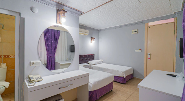 Sayanora Hotel & Park