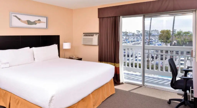 Номер Standard с видом на гавань Dana Point Marina Inn
