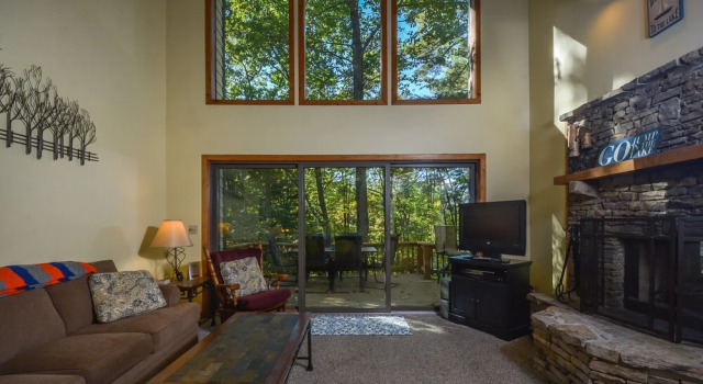 Lake Shore Retreat 5 Bedroom House, Buchen Sie Ferienhaus Hotels in Maryland mit Parkplatz, Parkplätze