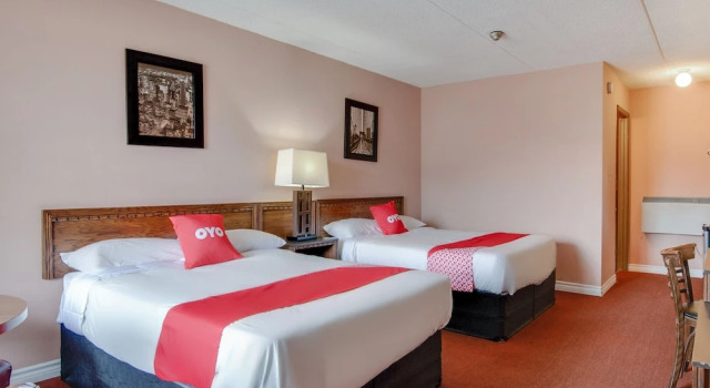 Четырёхместный номер Standard Falls Inn Near Casino Niagara By OYO