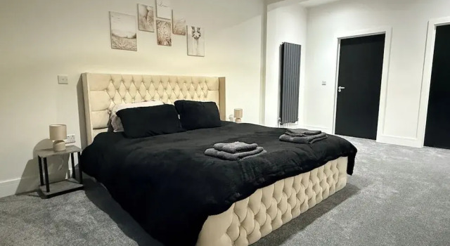 Luxury Home 5 Bedroom 3 Bathroom Games Room Parking, Rezervovat Hotel Gwent Brecon Beacons