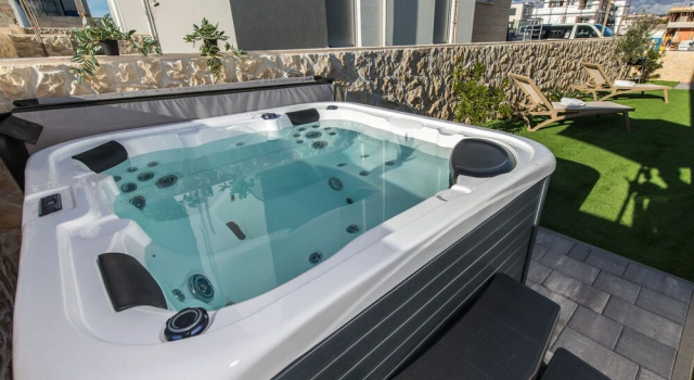 Апартаменты Deluxe Apartments Mare B with pool