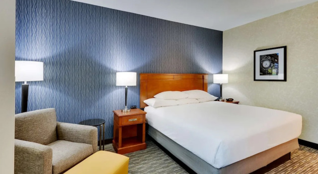 Двухместный номер Standard с 2 комнатами Drury Inn & Suites Sikeston, MO