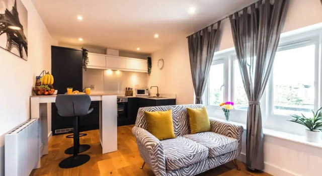 Апартаменты Deluxe Smart Apartments - King's House
