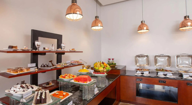 Одноместный номер Standard Golden Tulip Canaan Kampala