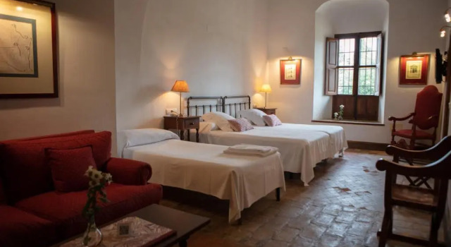 Трёхместный номер Classic Monasterio de San Francisco