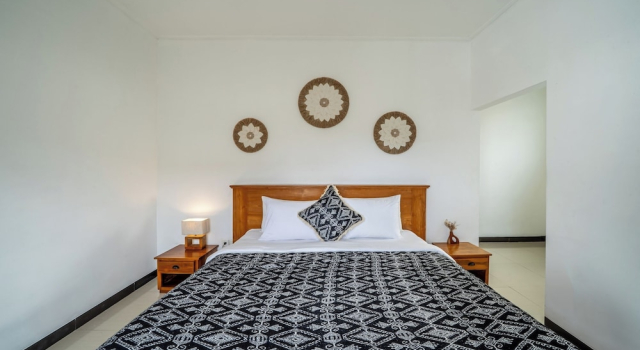 Люкс с балконом The Dewi Pererenan Villa and Suite