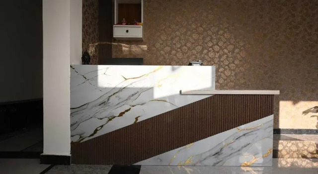 Tarang Stay Inn, Забронировать Отель Варанаси штат Уттар-Прадеш