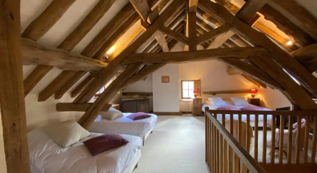 Четырёхместный номер Standard Le Hameau de Barboron