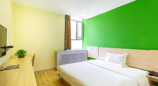 Номер Standard Отель 7Days Inn Xining Kunlun Road Cross