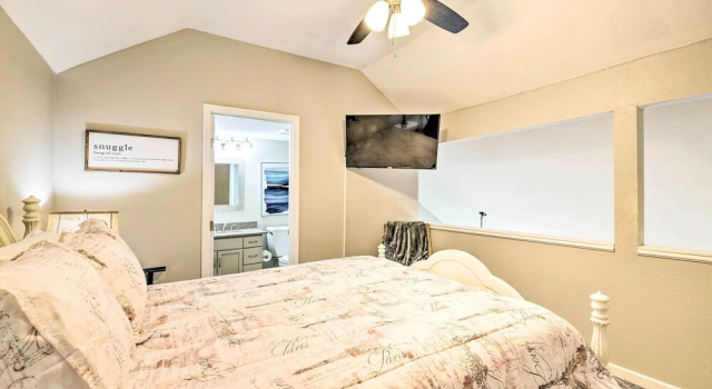 Апартаменты Charming Condo w/ Deck, 4 Mi to Branson Strip
