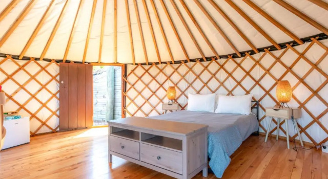 Awaawa Yurts - Rangi Yurt, Rezerwuj Hotel Palm Beach 