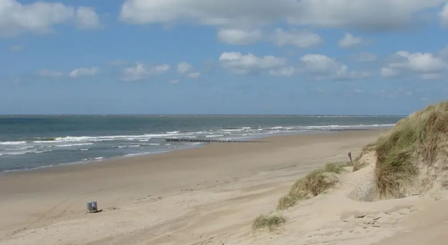 Spacious holiday home with extra facilities near the sea, Prenota Hotel Haamstede Zelanda