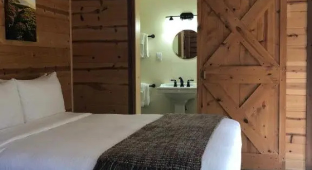 Четырёхместный номер Standard Big Sur River Inn