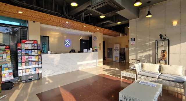 CNB Hotel COZYANDBOUTIQUE, Забронировать Отель Отели Согвипхо с парковкой, Парковка