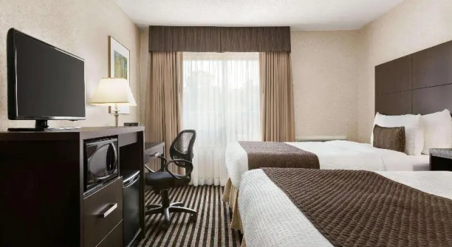 Номер Standard Days Inn by Wyndham Miramichi NB