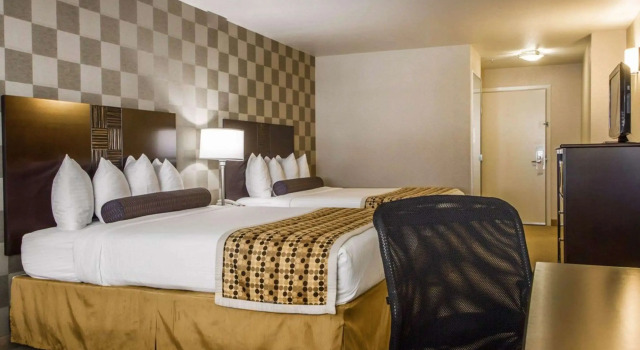 Четырёхместный номер Standard Hotel Med Park, an Ascend Collection Hotel