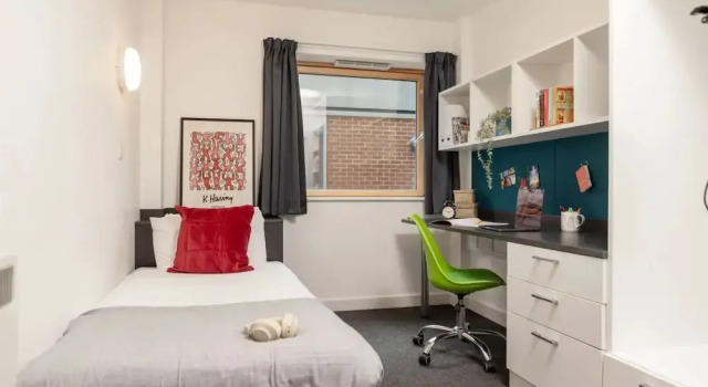 Номер Standard Fitzroy Court near Luton Airport