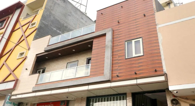 OYO 66329 Hotel Bms Pride