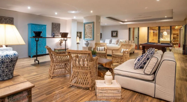 Villa Samayra - An Oceanfront Pool Villa, Koh Samui, Забронировать Вилла Отели Чавенг-Ной-Бич с парковкой, рядом с Клуб Jungle, Парковка