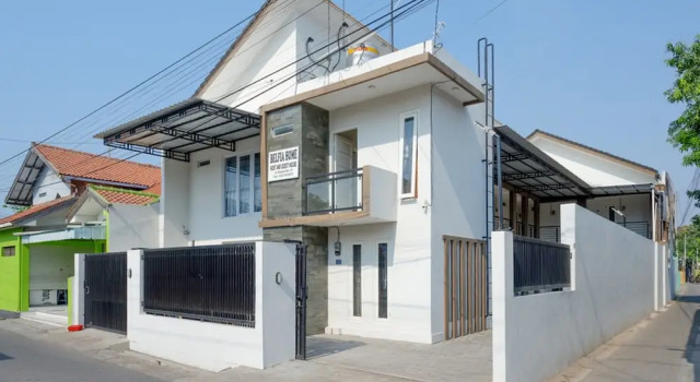 Belfia Home by RedDoorz, Rezervovat Hotel Tegal Central Java