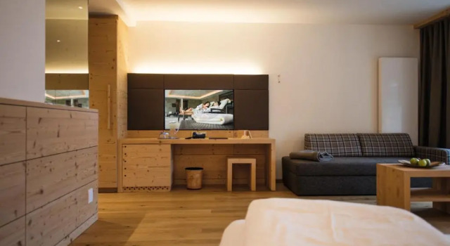 Семейный люкс с балконом Hotel Fischer