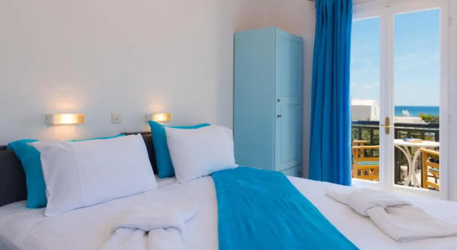 Двухместный номер Standard с балконом и с видом на море Hotel Karma