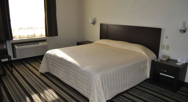 Hotel Alameda Express, Rezervovat Hotel Hotely v Matamoros s parkováním, Parkování