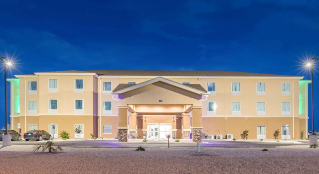 Номер Standard Quality Inn & Suites Carlsbad Caverns Area