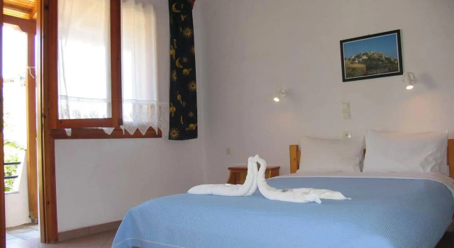 Gioulas Residence, Забронировать Отель Патитирион Алонисос