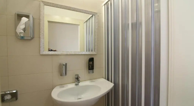 Семейный номер Standard с балконом Hotel Miriam