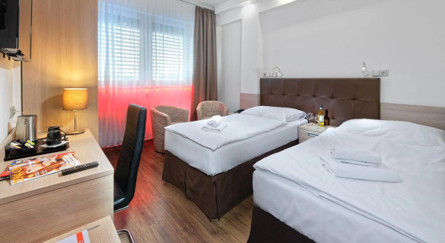 Hotel Aura Design & Garden Pool