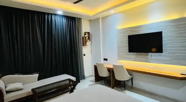 Onlystay Hotel Omaxe Hazratganj