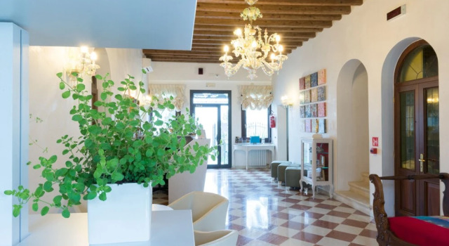 Stunning 15-bed Villa in Dolo, Close to Venice, IT, Забронировать Вилла Доло Brenta Riviera